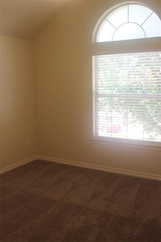 Building Photo - 5216 Selago Dr