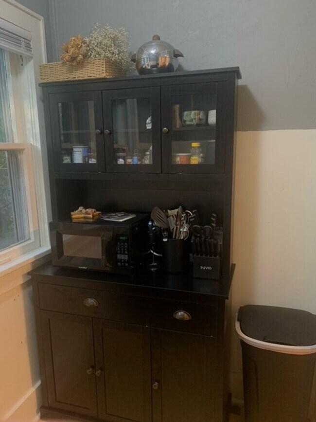 Building Photo - Cozy 1 bed 1 Bath Close to OU Campus