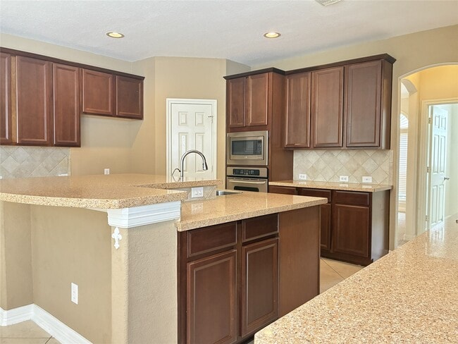 Building Photo - 14207 Parable Ct