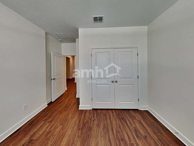 Building Photo - 10724 Coleman Rd