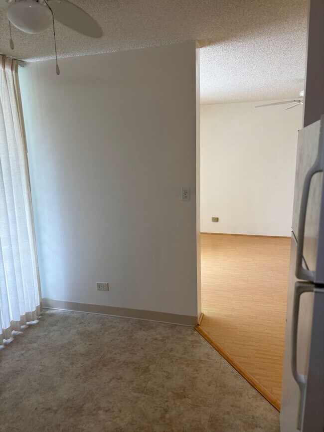 Building Photo - Available Now: 2 Bedroom, 1.5 bath Condo w...