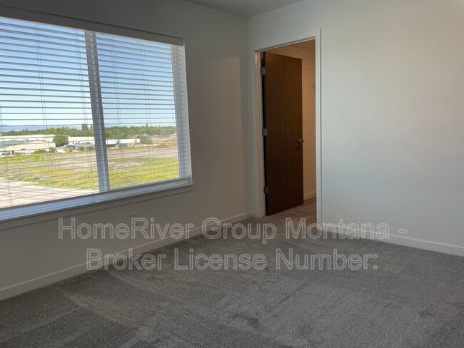 Building Photo - 1355 Rodgers St