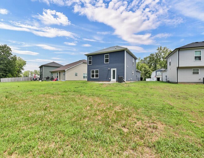 Building Photo - 1196 Cottonwood Dr