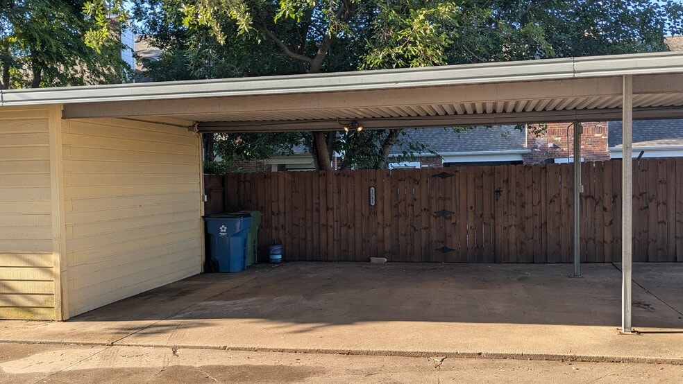 Building Photo - 1541 Barbara Dr