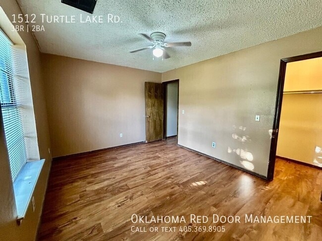 Building Photo - 1512 Turtle Lake Rd
