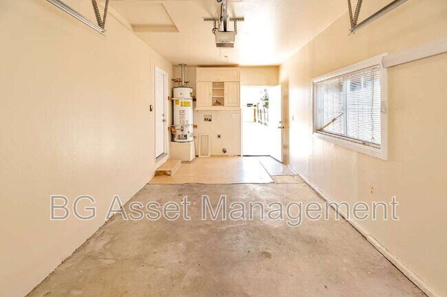 Building Photo - 2911 18th St