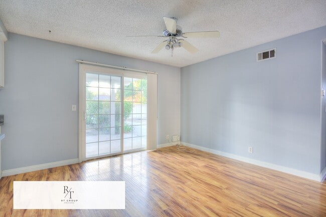 Building Photo - Welcome to Your Stylish Diamond Bar Home!