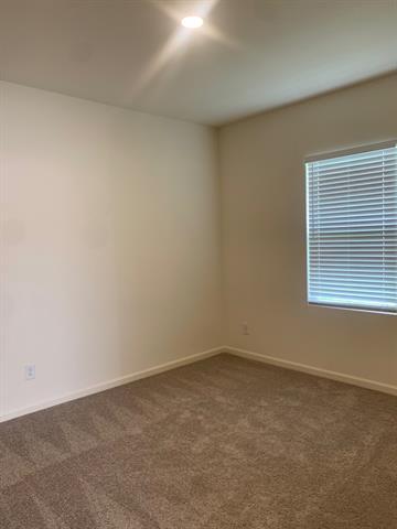 Building Photo - 822 Lexington Ln