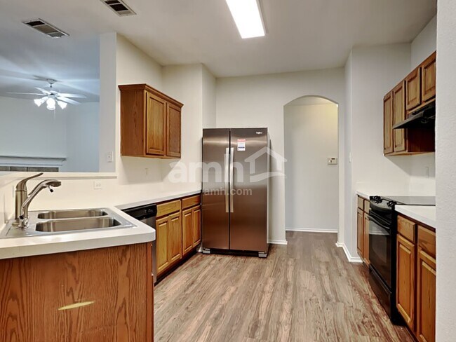 Building Photo - 12424 Silver Mist Trail