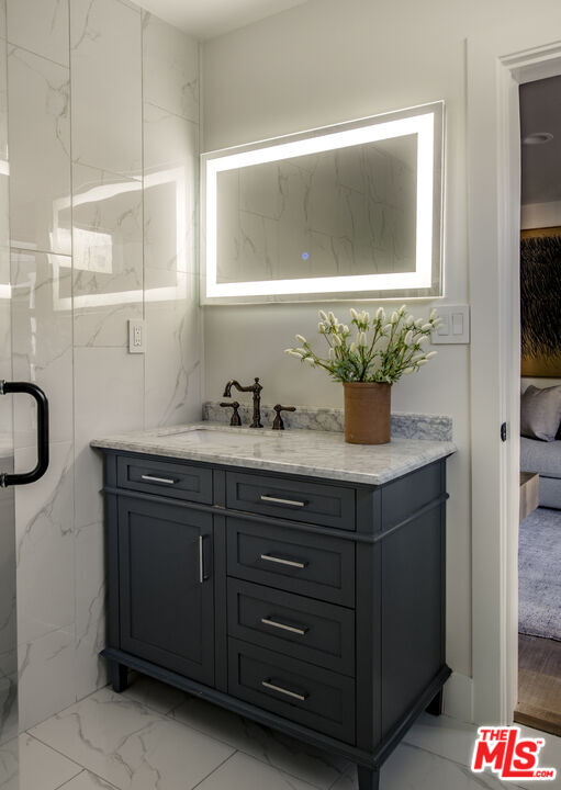 Building Photo - 2370 San Marco Dr