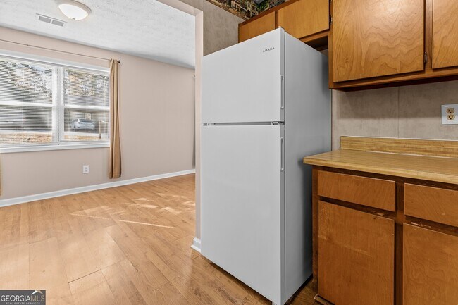 Building Photo - 236 Mateo Walk