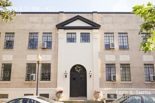 Building Photo - 3435 R St NW