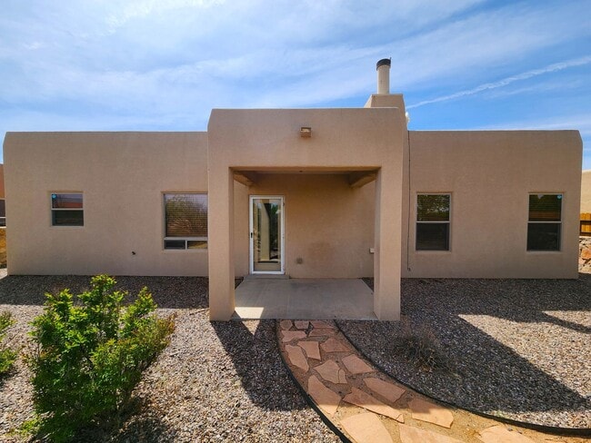 Building Photo - 5859 Habanero Dr