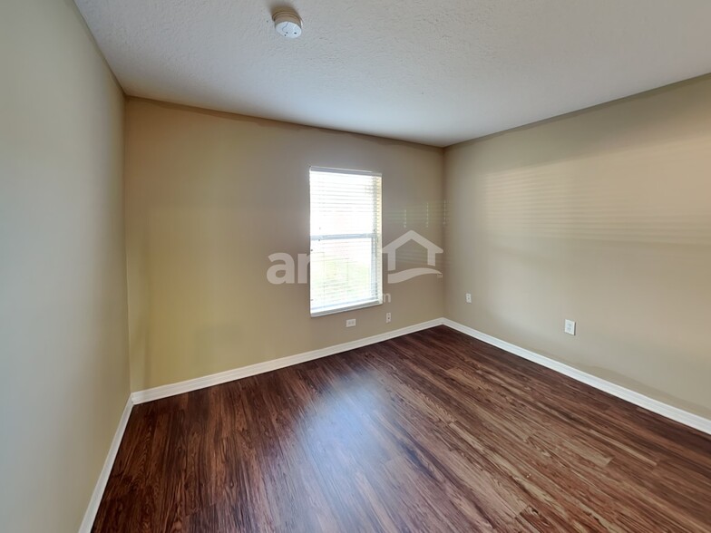 Building Photo - 3506 Benson Park Blvd