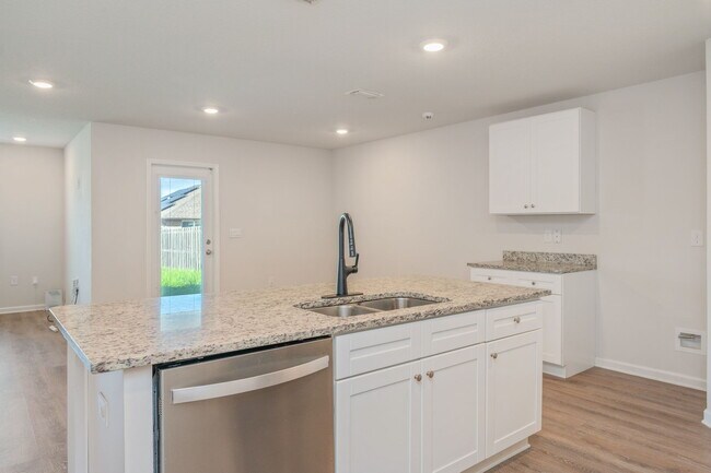 Building Photo - 4661 Honor Guard Wy