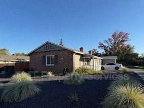 Building Photo - 2344-2346 Park Estates Dr.