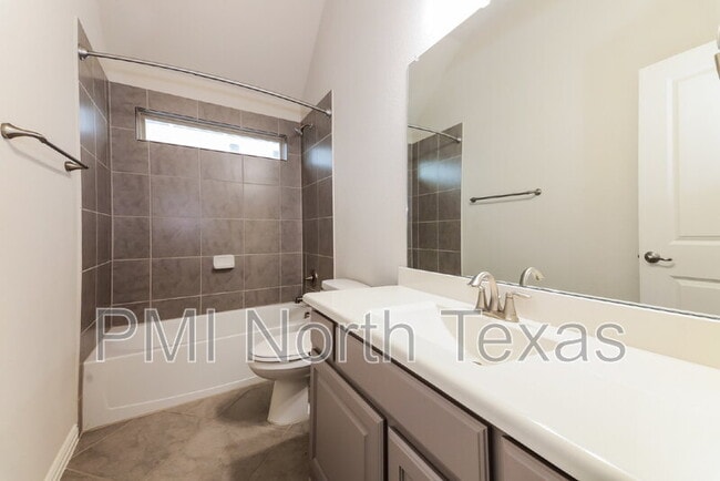 Building Photo - 4391 Argyle Ln
