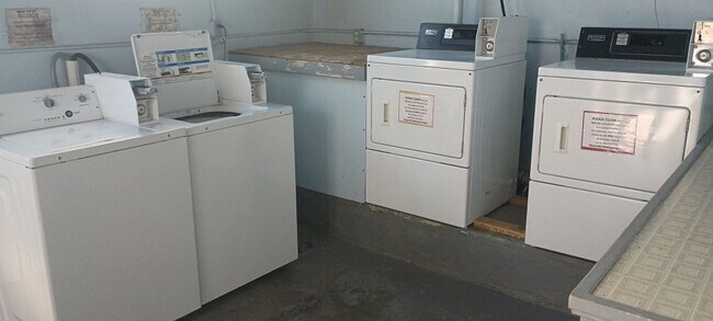 Building Photo - Cozy 1-Bedroom Condo Near the Marina and Downtown Daytona Beach