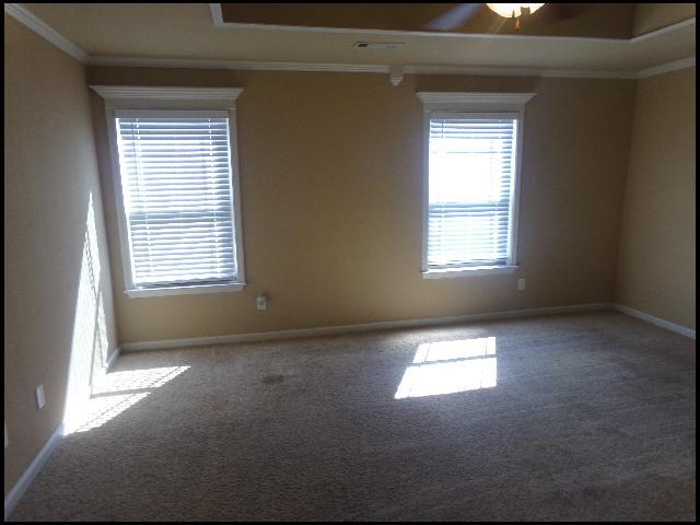 Building Photo - 5532 Trammel Estates Dr
