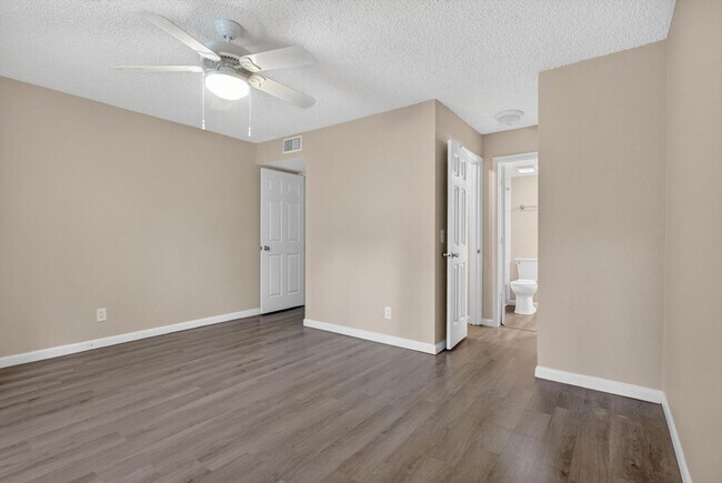 Building Photo - 5811 Atlantic Blvd