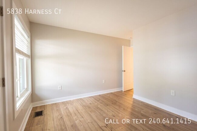 Building Photo - 5838 Harness Ct