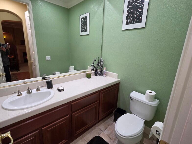 Building Photo - 1850 Ballybunion Dr