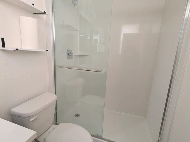 Building Photo - "Charming 1-Bedroom Retreat in Lathrop – Cozy 550 sq ft Home on Mulholland Dr!"