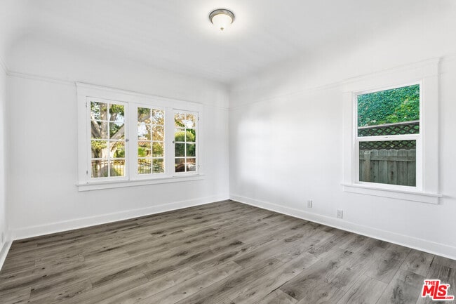 Building Photo - 641 N Martel Ave