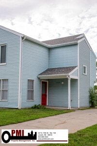 Building Photo - 3 Bedroom and 1.5 bathroom Duplex Coming S...
