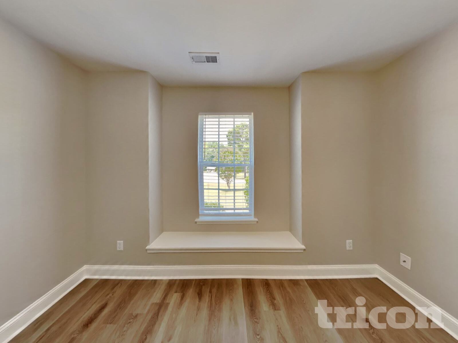 Building Photo - 130 Atherton Dr