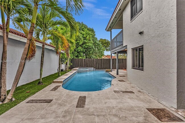 Building Photo - 17532 NW 61st Ct N