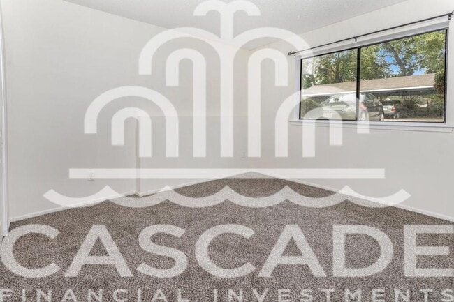 Building Photo - 8143 Holmes St