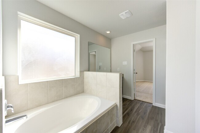 Building Photo - 13815 Blue Catfish Dr