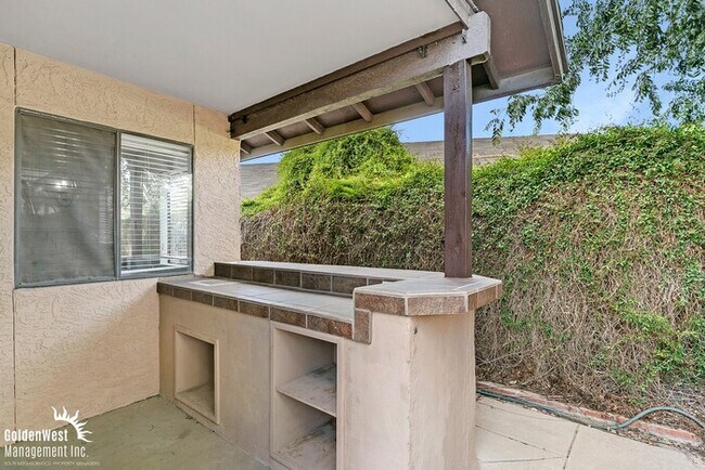Building Photo - Stunning 2Bdm 2Ba Home in the Heart of Gle...