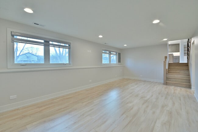 Building Photo - 263 Bobwhite Ln