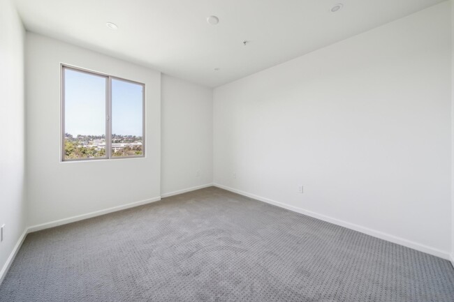 Building Photo - 3877 Pell Pl