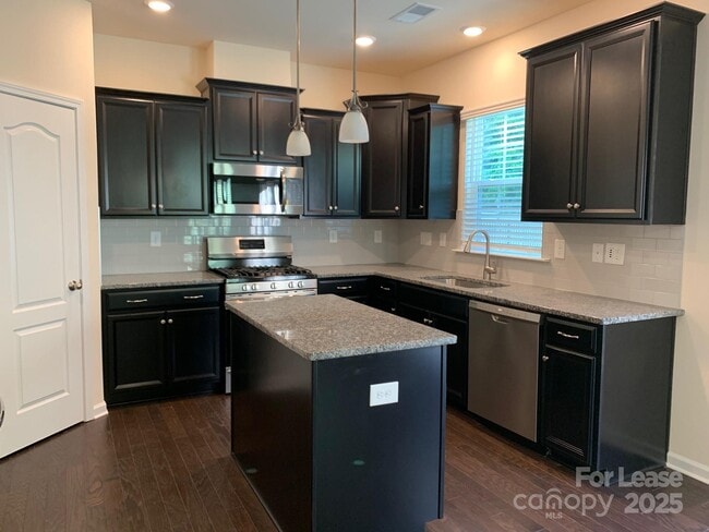 Building Photo - 143 Wrangell Dr