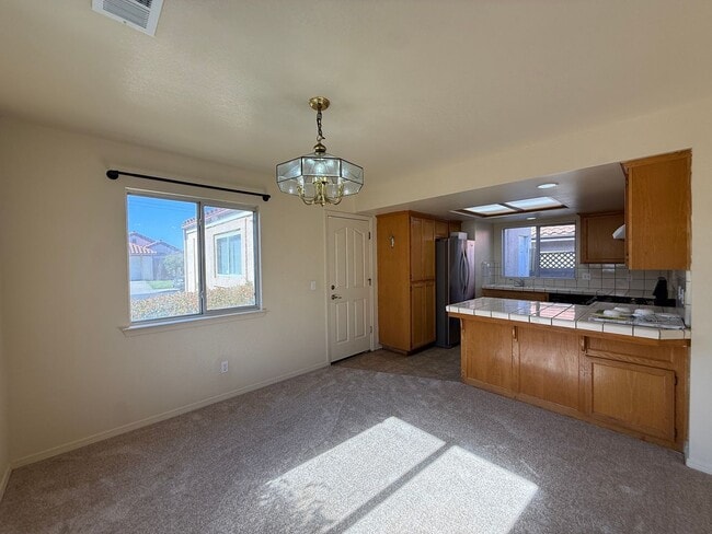 Building Photo - Single Story Home Located in The Gated Community of Hidden Pines