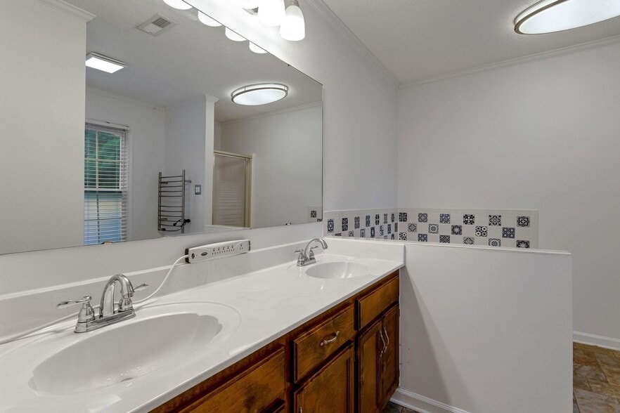 Building Photo - 12608 Sulgrave Dr