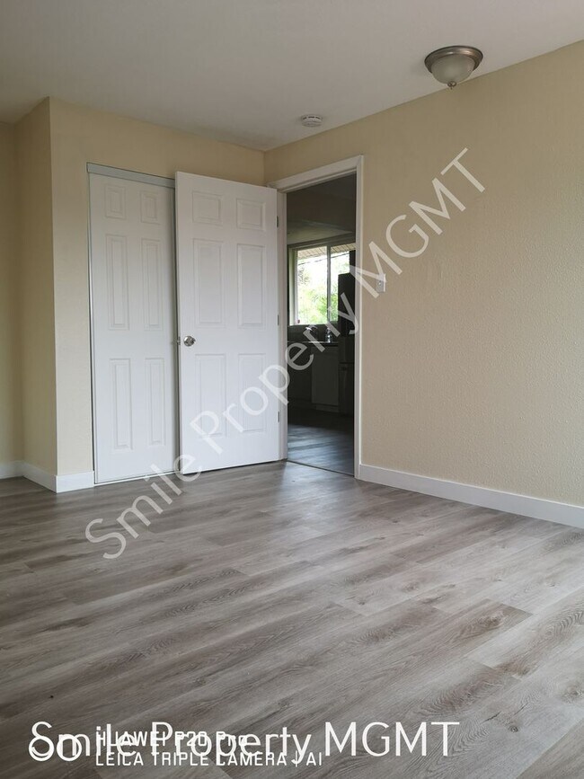 Building Photo - 13108 SE Cora St