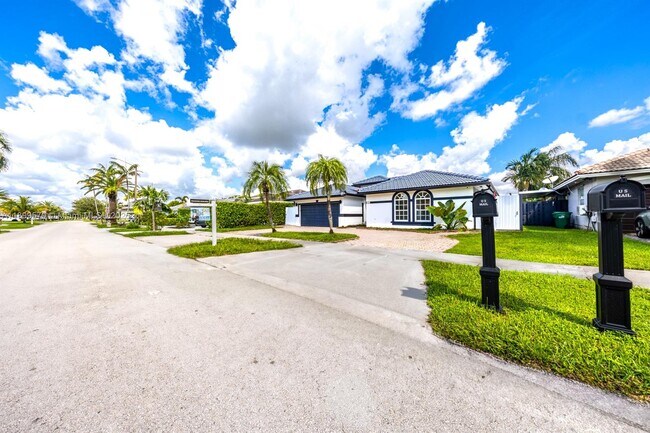 Building Photo - 14859 SW 177th Terrace