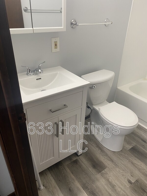 Building Photo - 139 Shadoway Dr
