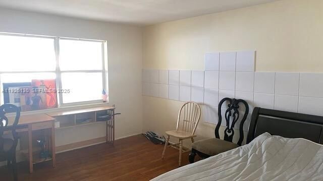 Building Photo - 1843 Wiley St