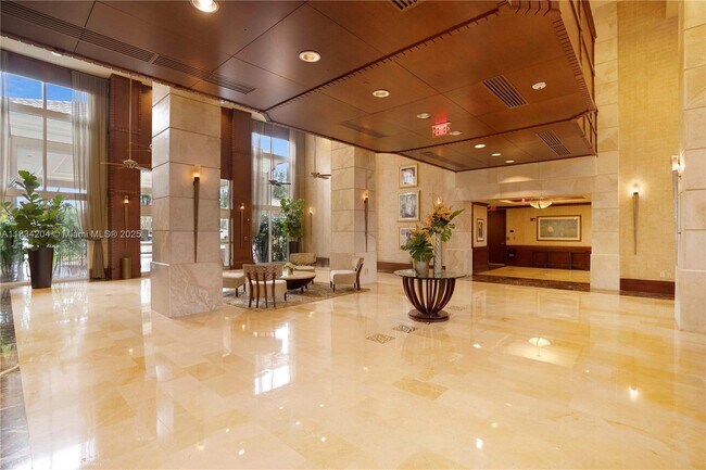 Building Photo - 19501 W Country Club Dr