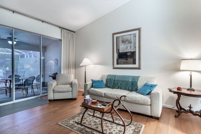 Building Photo - IMMACULATE TURNKEY FURNISHED- NEAR TWIN ISLES COUNTRY GOLF CLUB