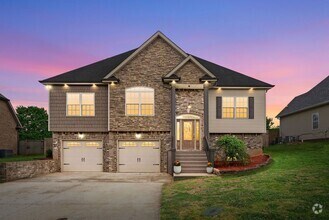 Building Photo - Move-In Special! Spacious 4-Bedroom Home w...