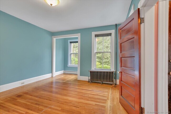 Building Photo - 46 Highland Terrace