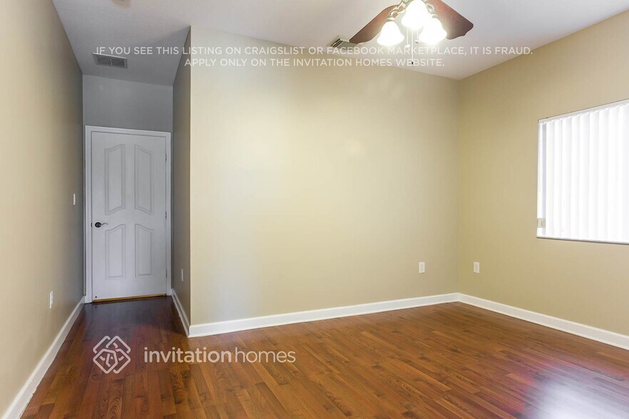 Building Photo - 14438 SW 158th Pl