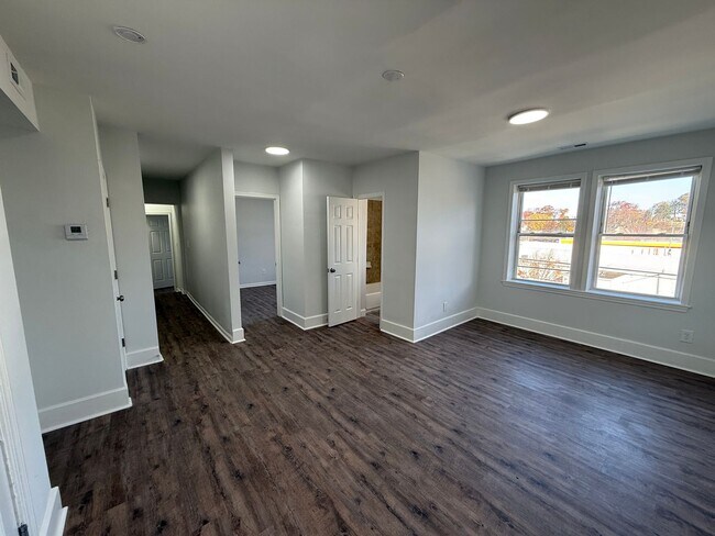 Building Photo - 1150 17th St NE