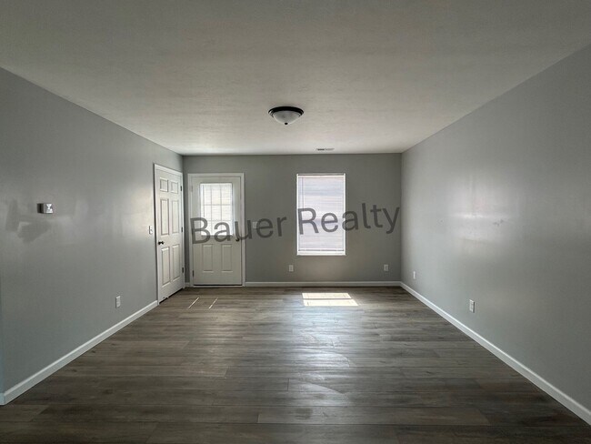 Building Photo - jv223